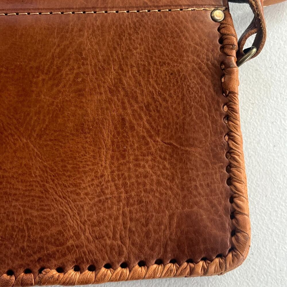 Handcrafted Leather Adjustable Shoulder Bag Tooled Floral Patterns - Picture 8 of 14
